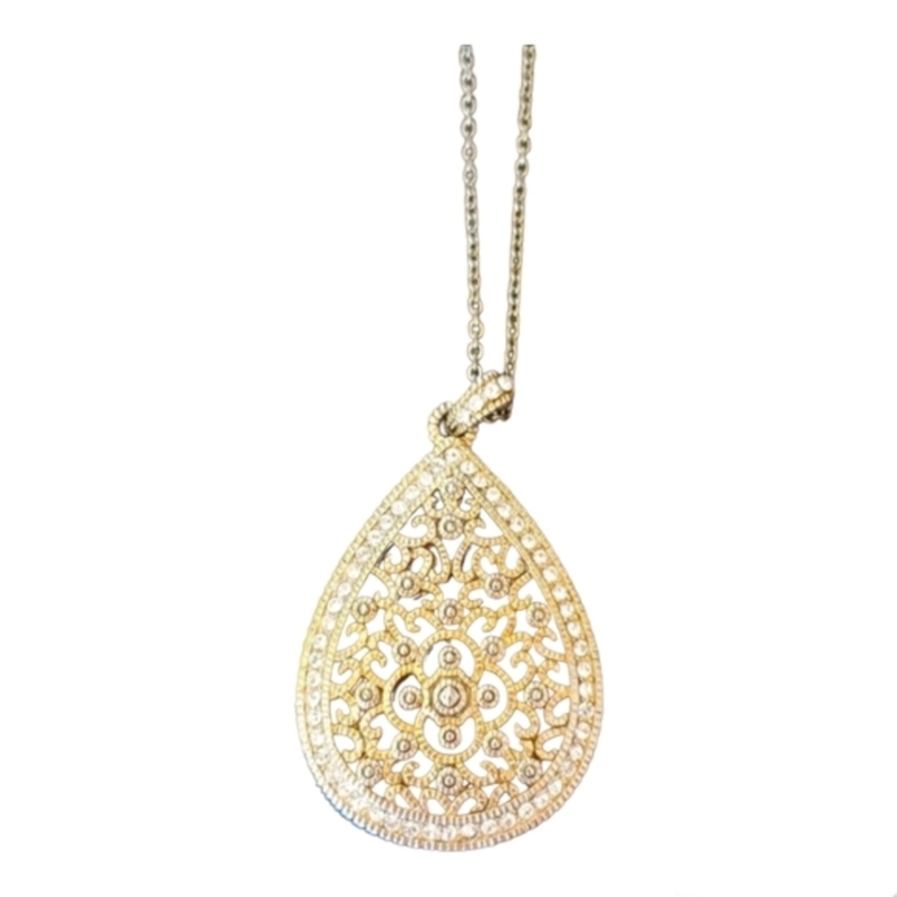 Gold pendant‎ necklace